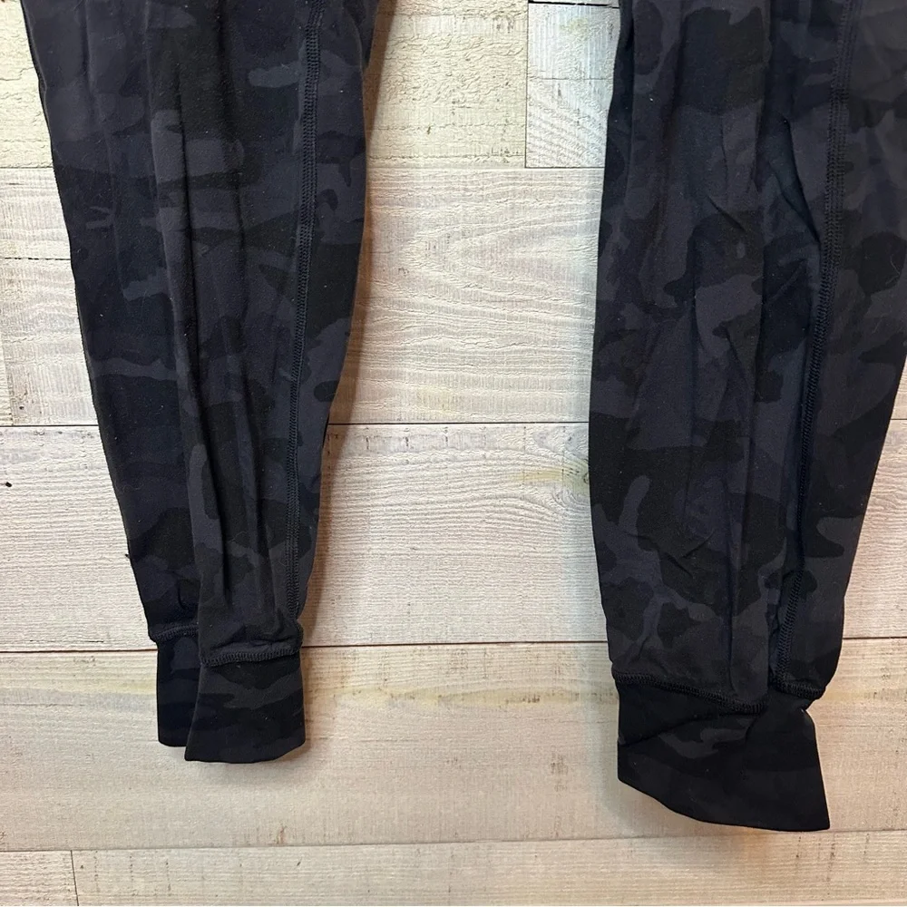 Lululemon Align Jogger 28" Incognito Camo Multi Grey
size 8 - Picture 7 of 13